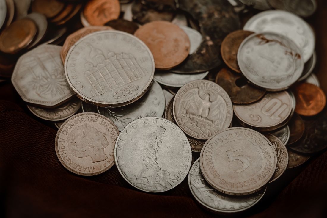 Coins & Currency